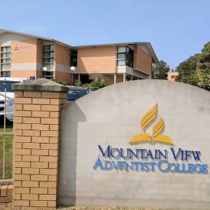 Mountain Adventist College