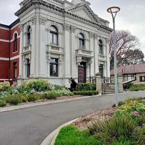 Kensington Town Hall