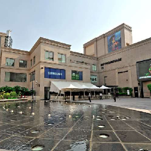 The Hub, DLF Promenade