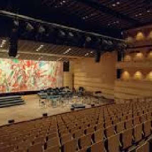 Maihaug Hall