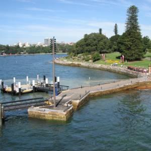 Man O’War Steps Opera House